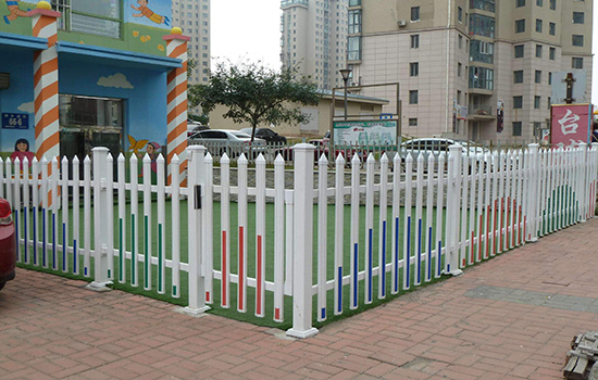 幼兒園<a href=http://m.ellabo.com.cn target=_blank class=infotextkey>圍欄</a>